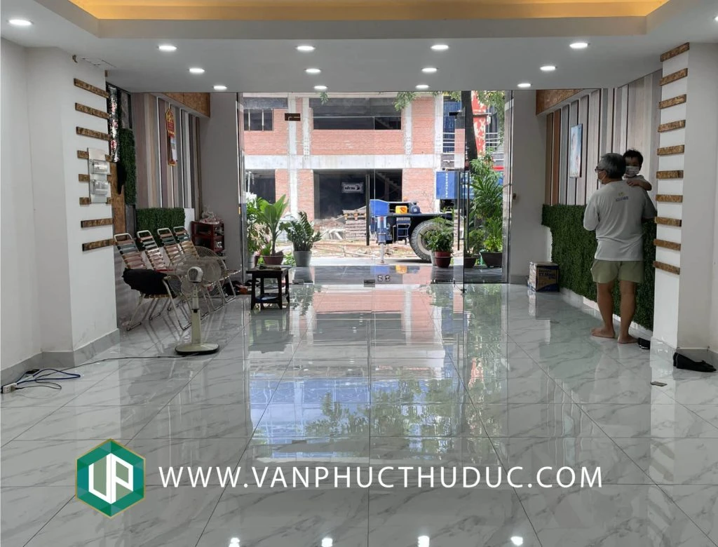 Cho thuê mặt bằng Vạn Phúc City