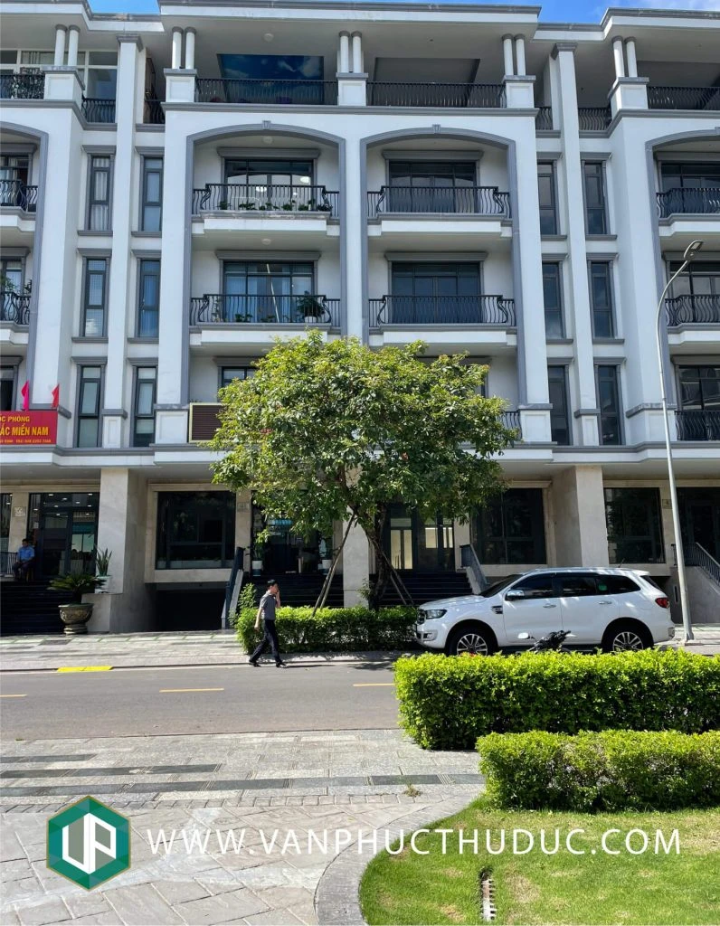 Cho thuê nhà Vạn Phúc City