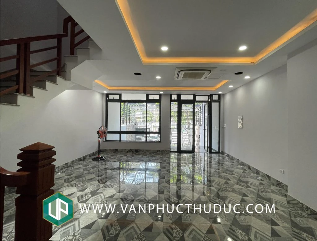 Cho thuê văn phòng Vạn Phúc